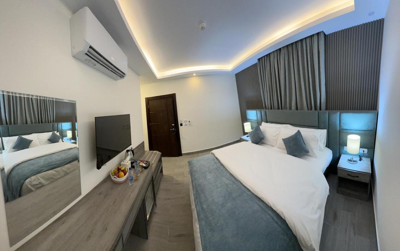 Hotel La Vie Boutique 2*