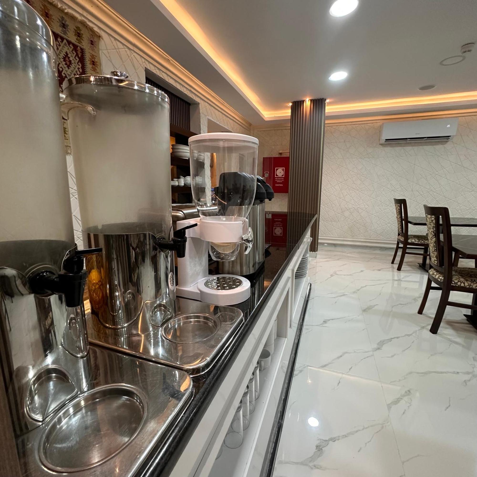 Hotel La Vie Boutique 2*